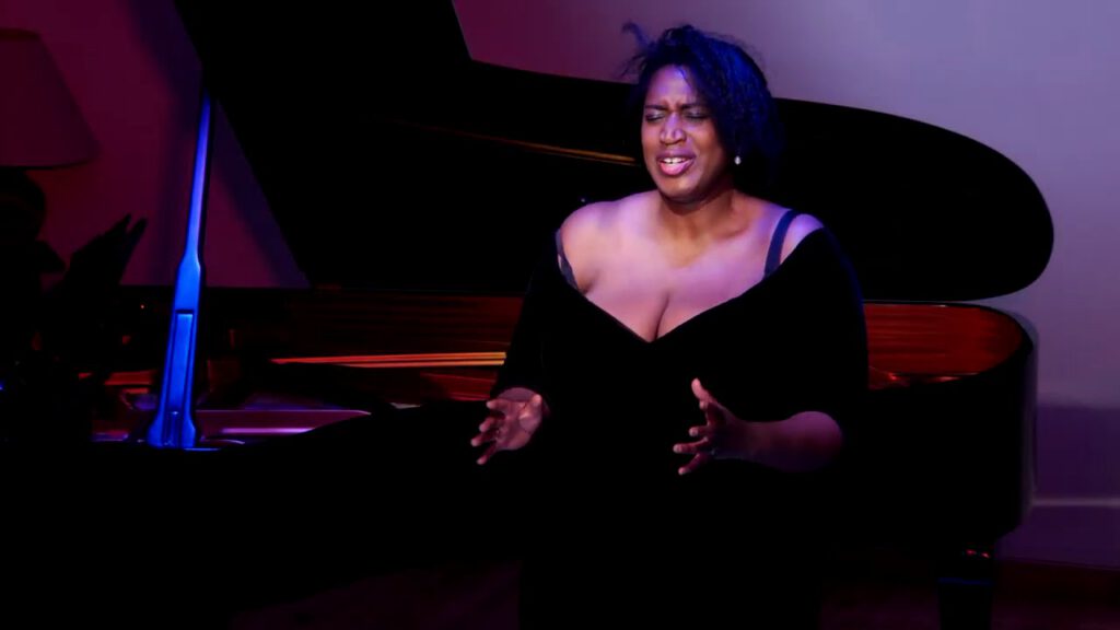 Nadège Meden chante « Anch'io dischiuso un giorno » (Nabucco, Verdi)
